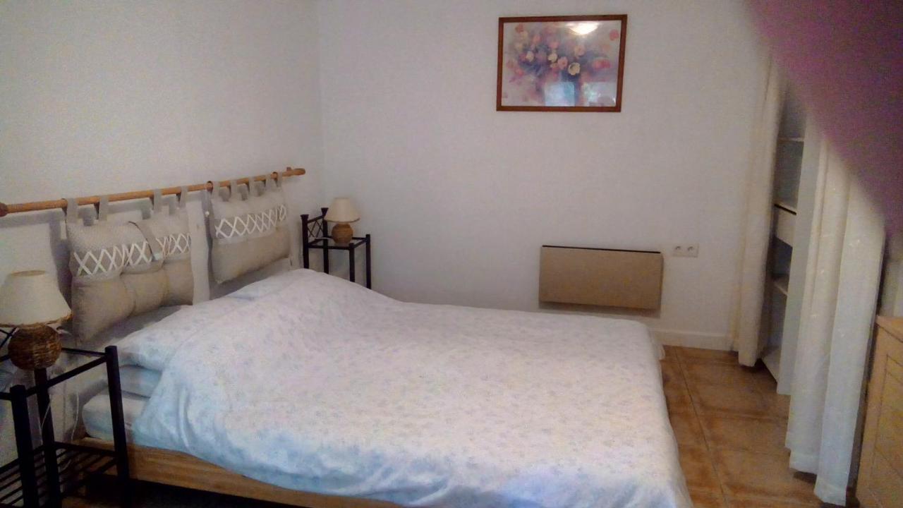 Les Coustilles Saint-Alvere Ngoại thất bức ảnh