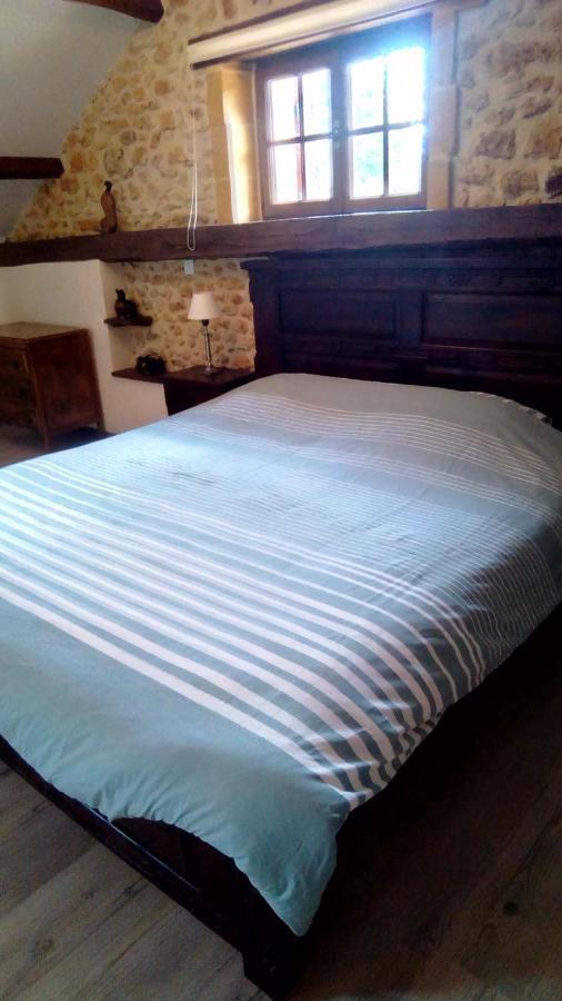 Les Coustilles Saint-Alvere Ngoại thất bức ảnh