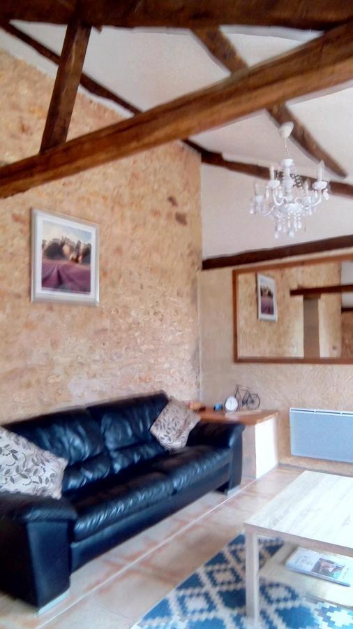 Les Coustilles Saint-Alvere Ngoại thất bức ảnh